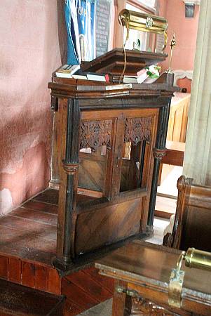 Upton Pyne - The Pulpit